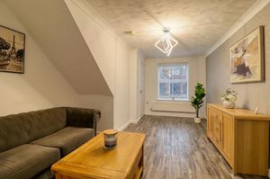 Lounge- click for photo gallery